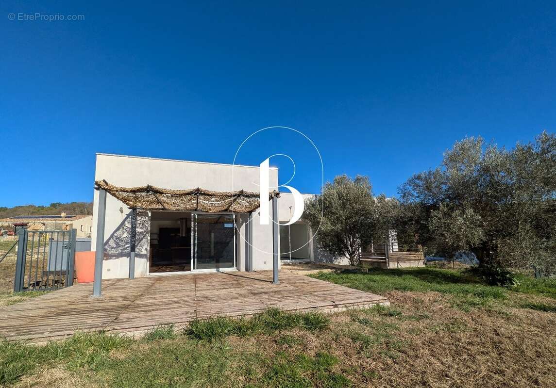 Maison à GOUDARGUES