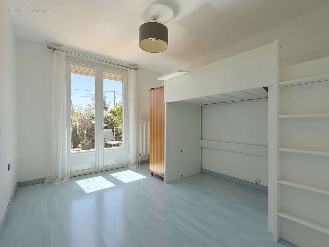 Maison à BUXEROLLES