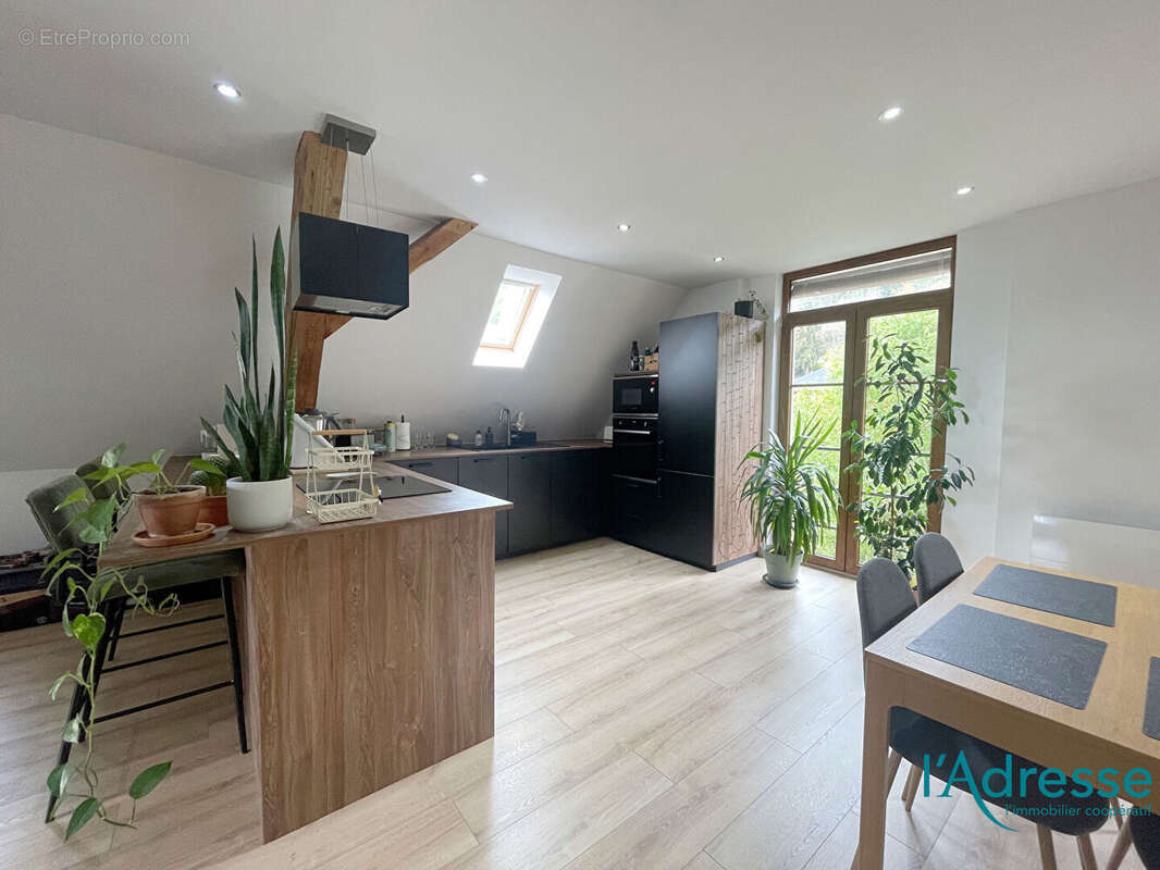 Appartement à HUSSEREN-LES-CHATEAUX