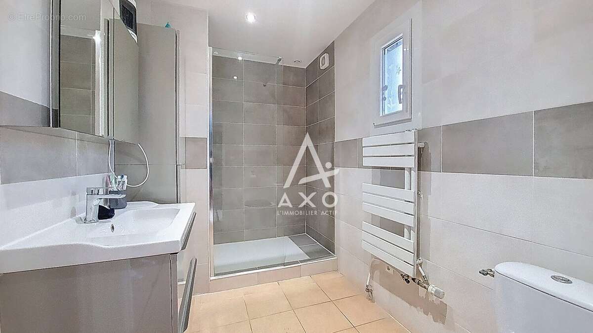 Maison à CHALETTE-SUR-LOING