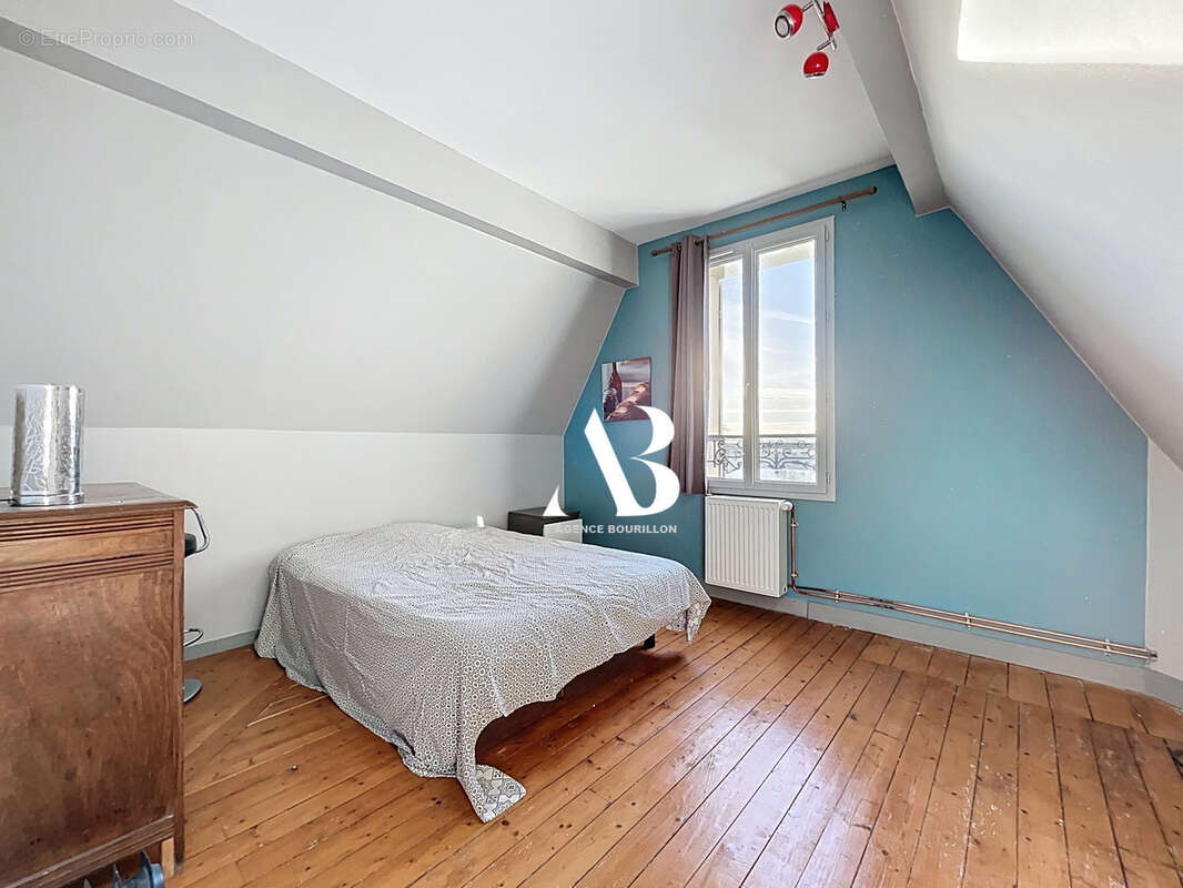 Maison à LA CHAPELLE-RABLAIS