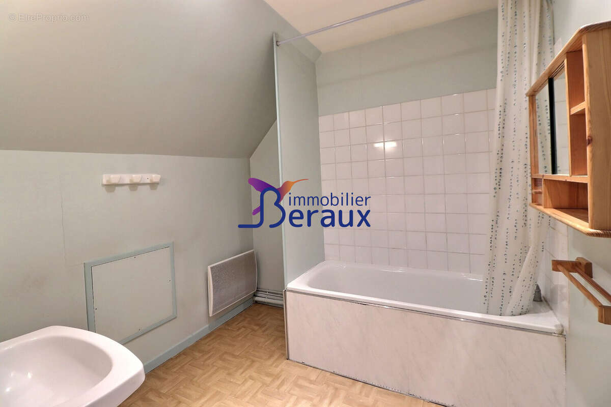 Maison à LE MESNIL-SOUS-JUMIEGES