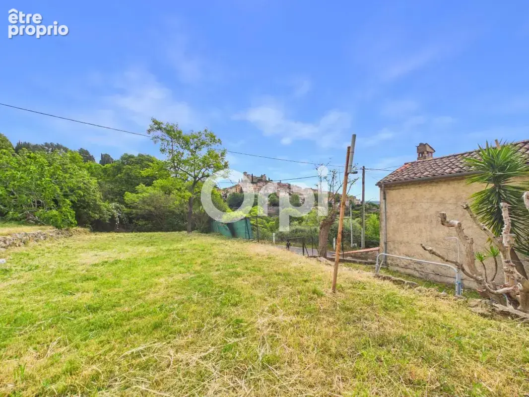 À rénover / gros oeuvre - terrain - double garage - photo 1