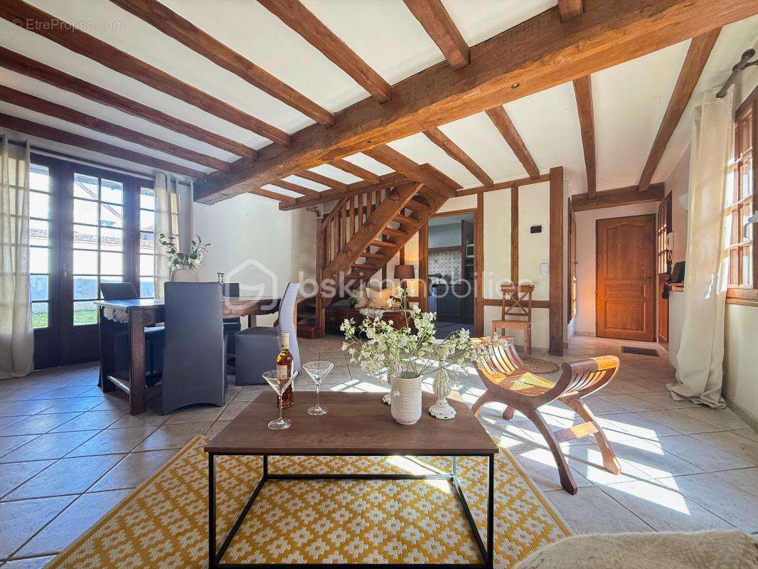 Maison à VILLABE