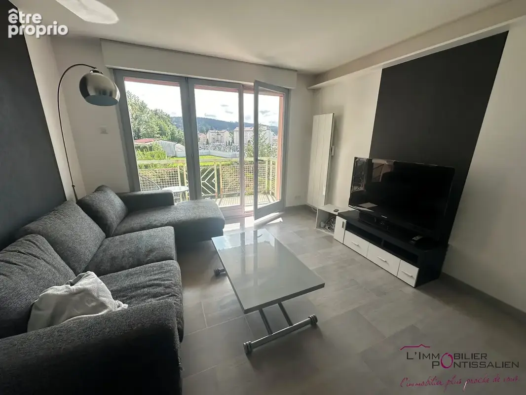 Pontarlier - appartement t3 - balcon - garage - photo 5