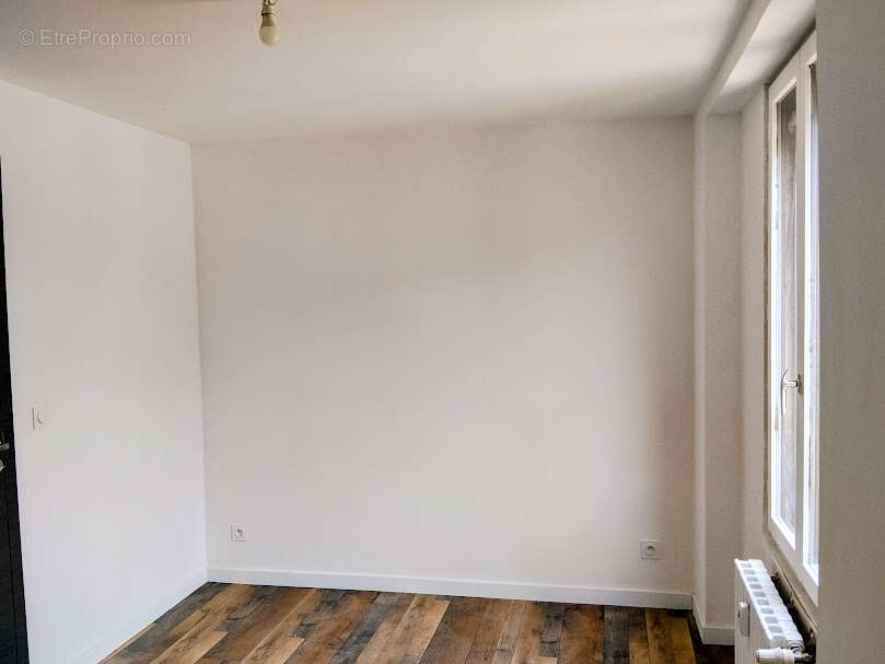 Appartement T3 Valserhône - photo 11