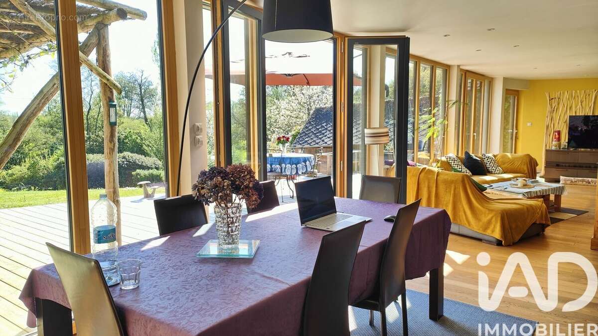 Photo 2 - Maison à THORIGNE-FOUILLARD