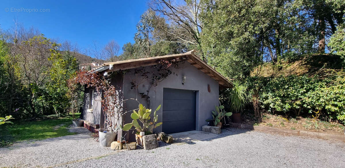 Maison à MONOBLET