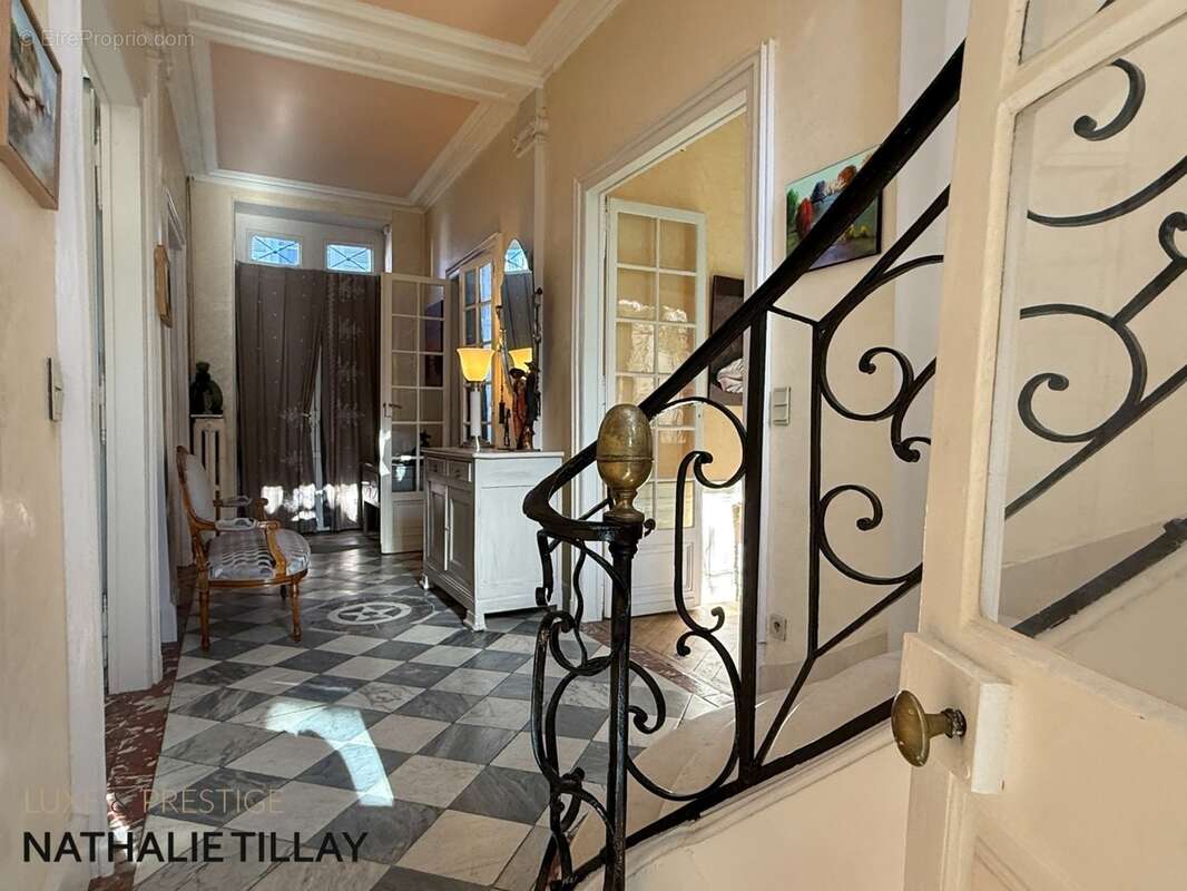 Hotel particulier de 1850 ,  à vendre ,  jardin et garage,  Orleans cathédrale - photo 15