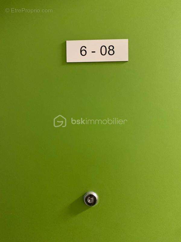 Appartement à MARSEILLE-5E