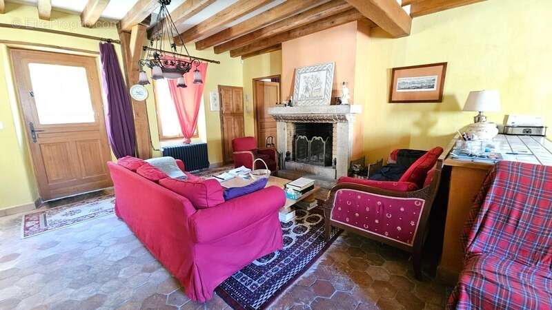 Maison à DONNEMARIE-DONTILLY