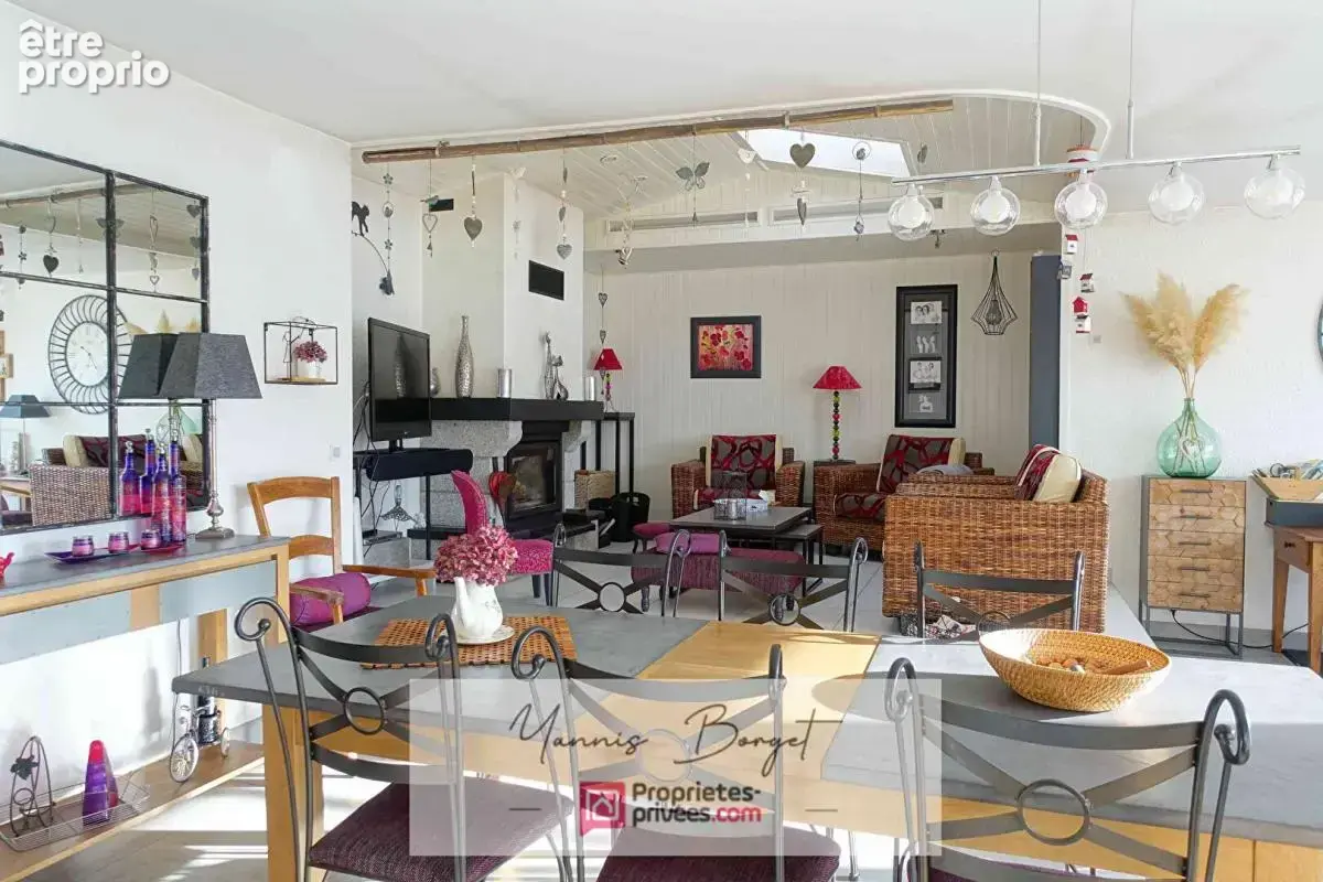 Ensemble immobilier avec double habitation - coeur de bourg de Chavagnes-en-Paillers - photo 5