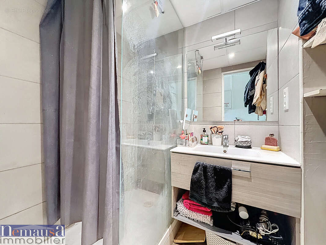 Appartement à NIMES