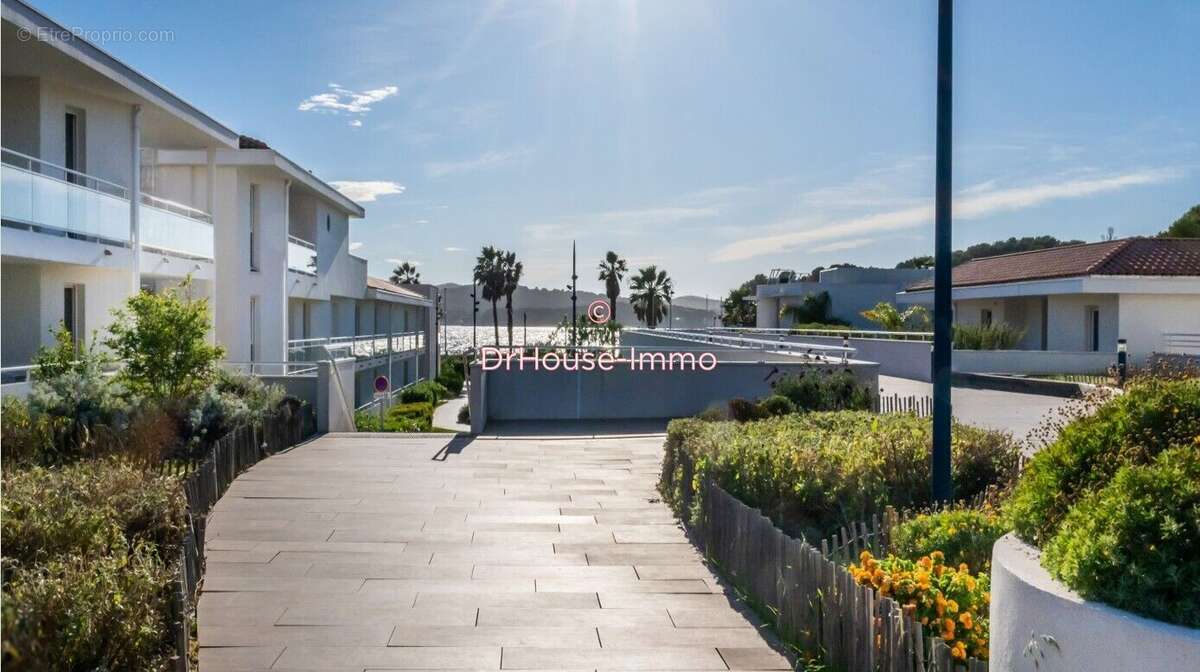 Appartement à SAINT-MANDRIER-SUR-MER