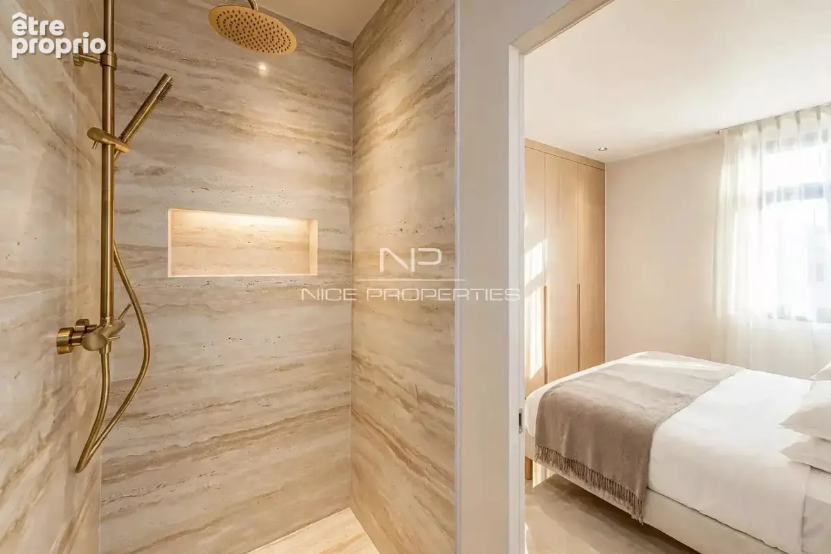Nice, Victor Hugo, 3 pièces balcon, un écrin de 87 m2, rare - photo 8