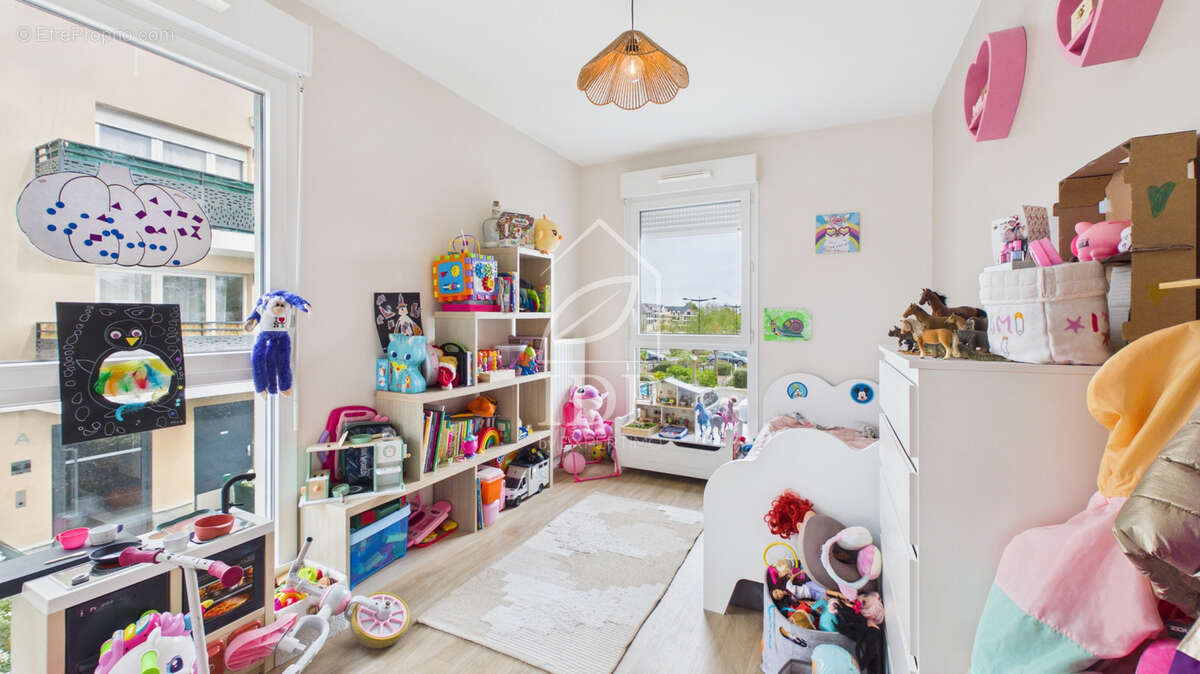 Appartement à SAINT-PIERRE-DU-PERRAY