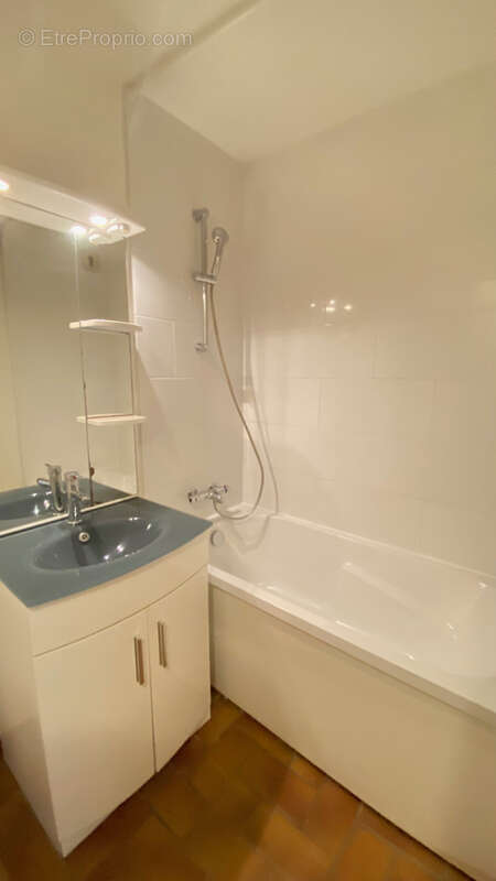 Appartement à LES ISSAMBRES