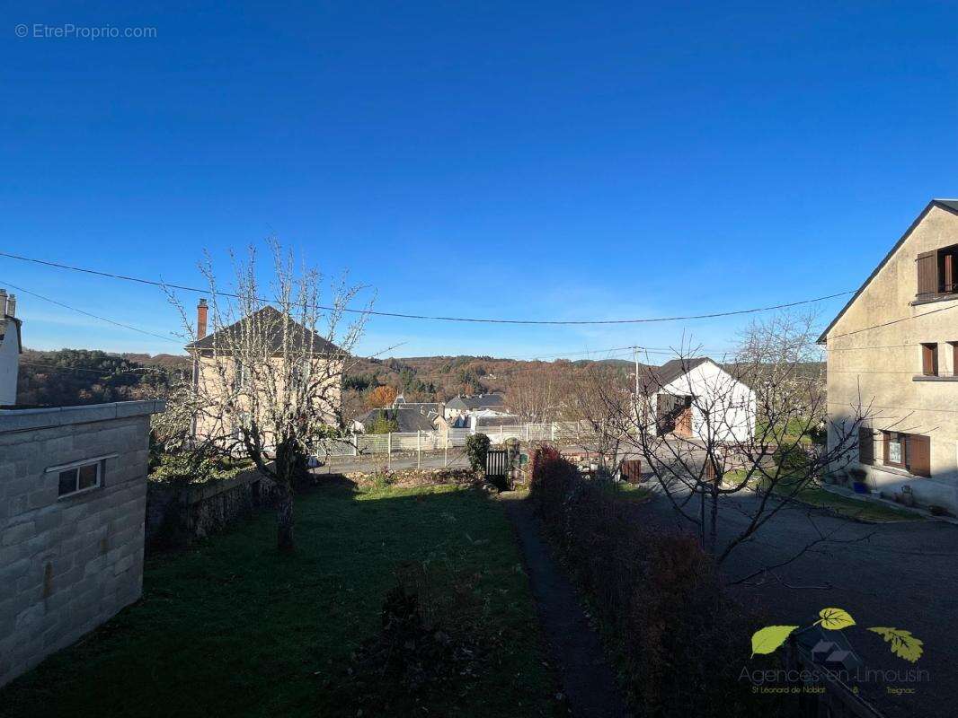 Maison à TREIGNAC