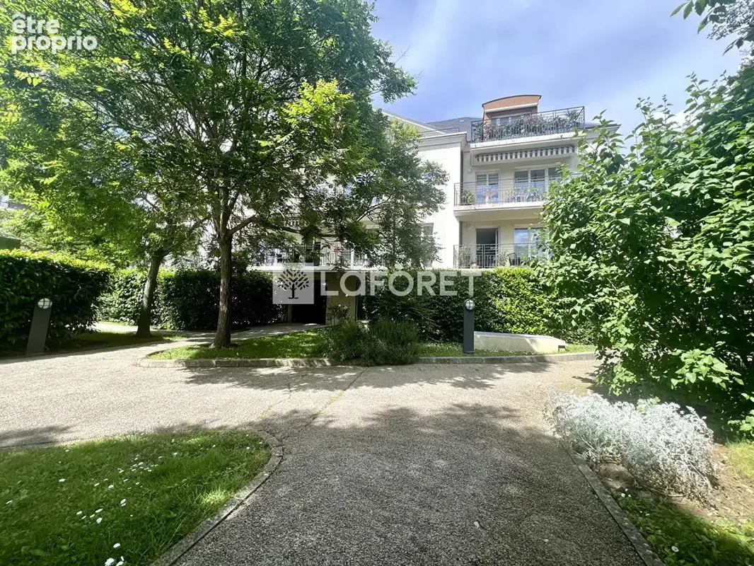 Le plessis trevise -coeur de centre ville - photo 9