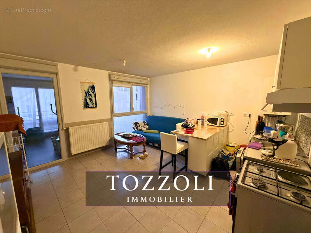 Appartement à L&#039;ISLE-D&#039;ABEAU