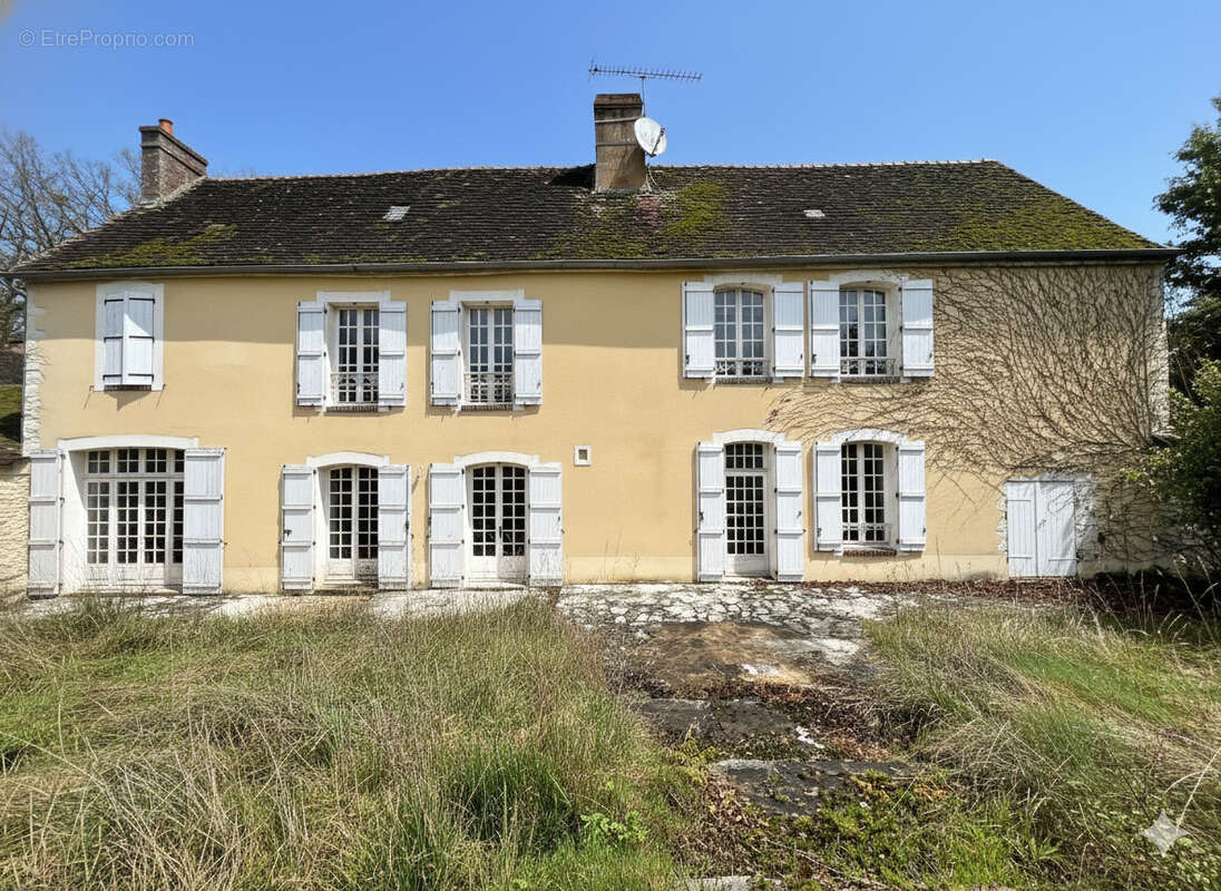 Maison à JOIGNY