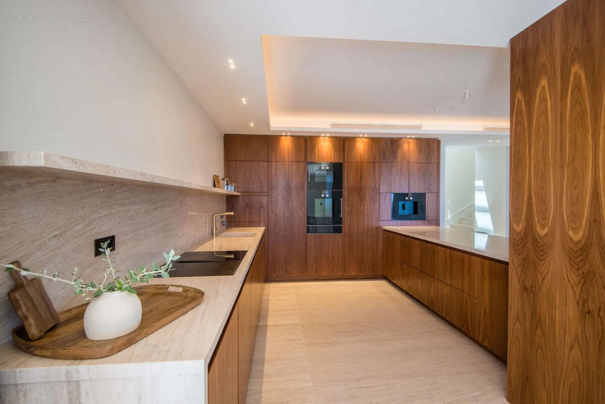 Maison 430 m² à Nice  - photo 9