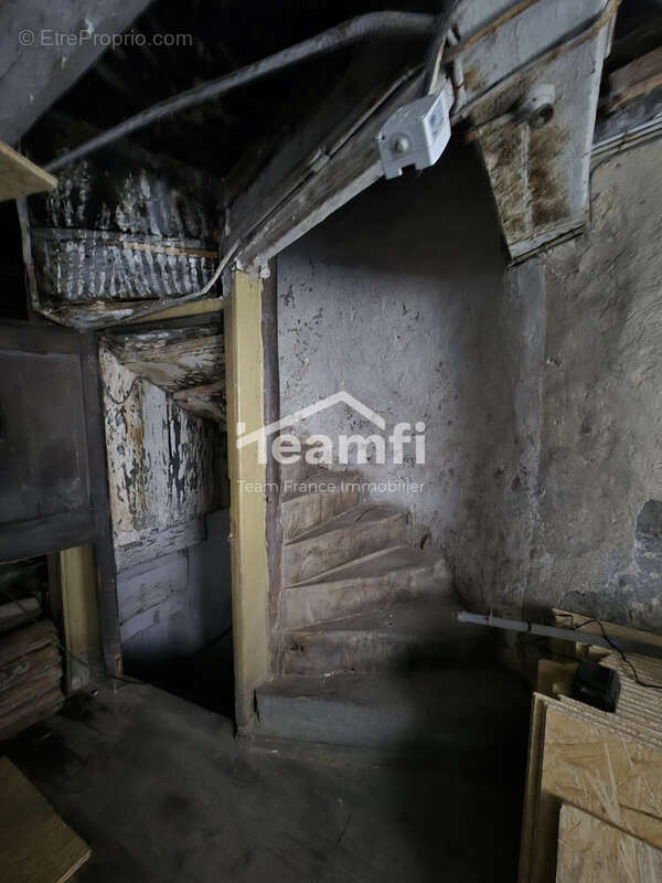 Maison à THIERS