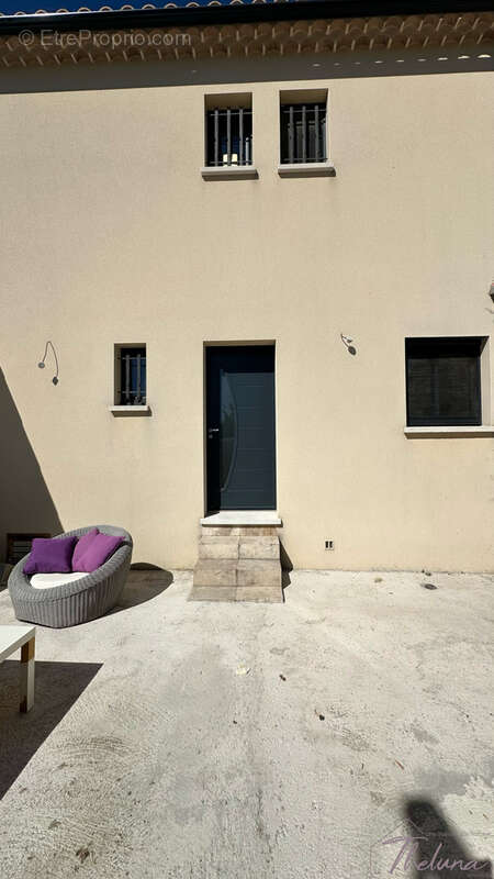 Villa récente 3 chambres avec terrasse et carport - photo 20