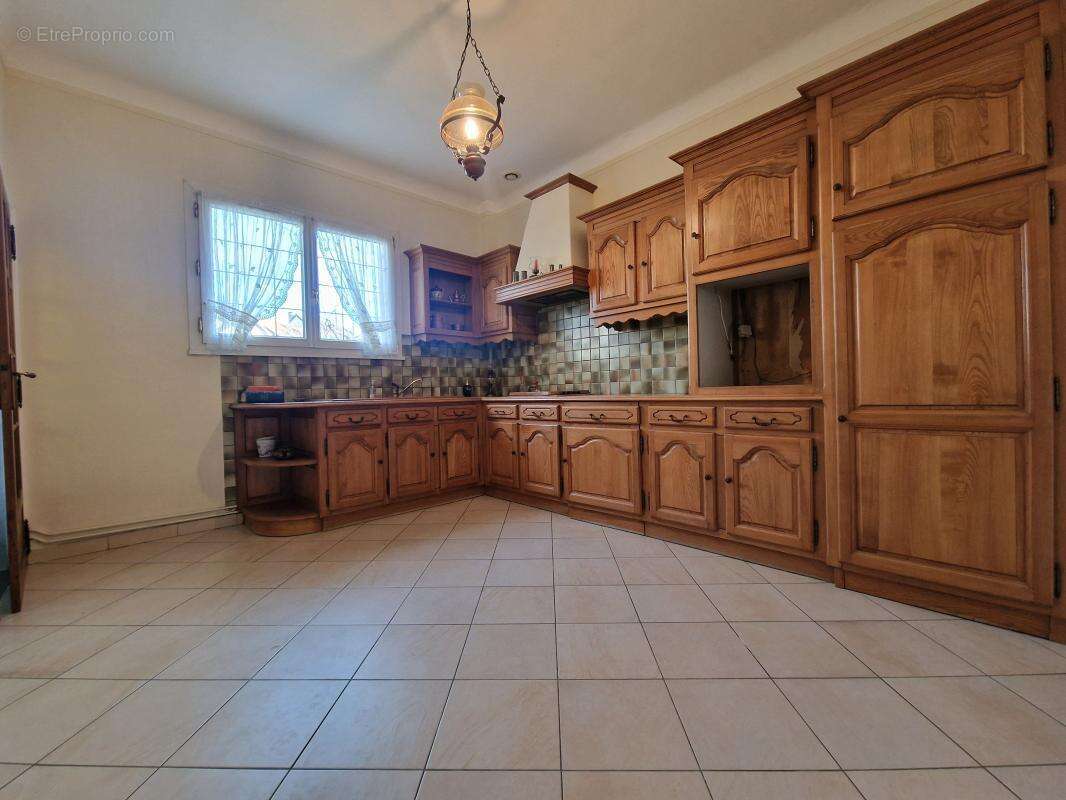 Maison à VAIRES-SUR-MARNE