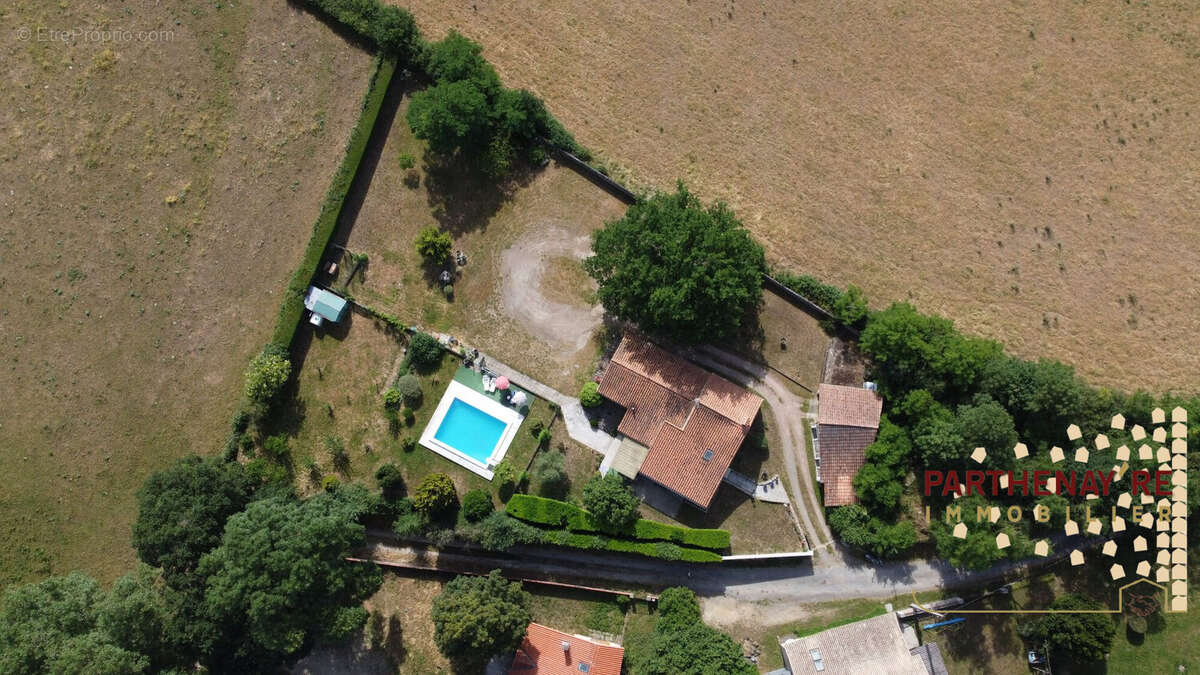Maison à GOURGE