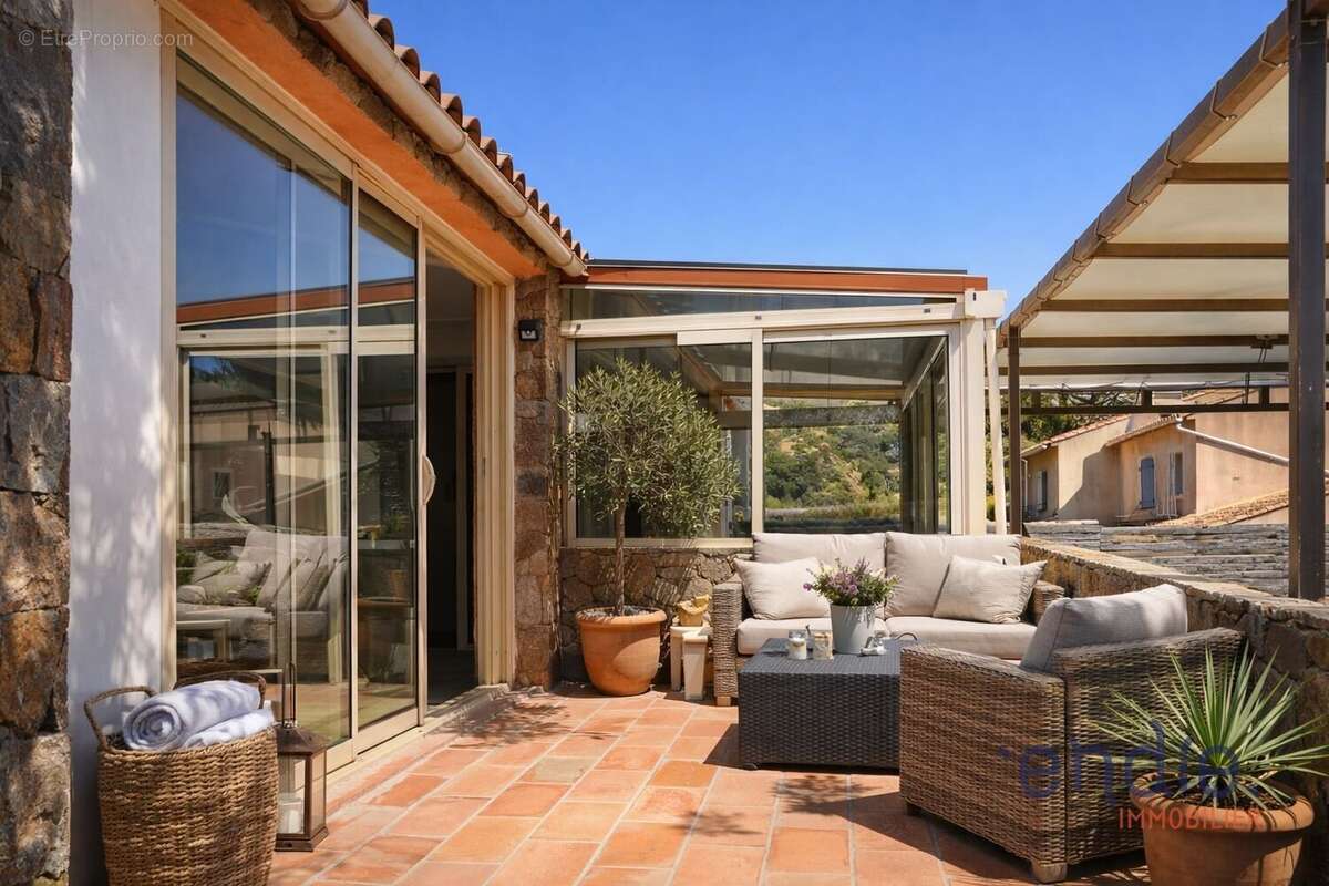 Maison à CAVALAIRE-SUR-MER