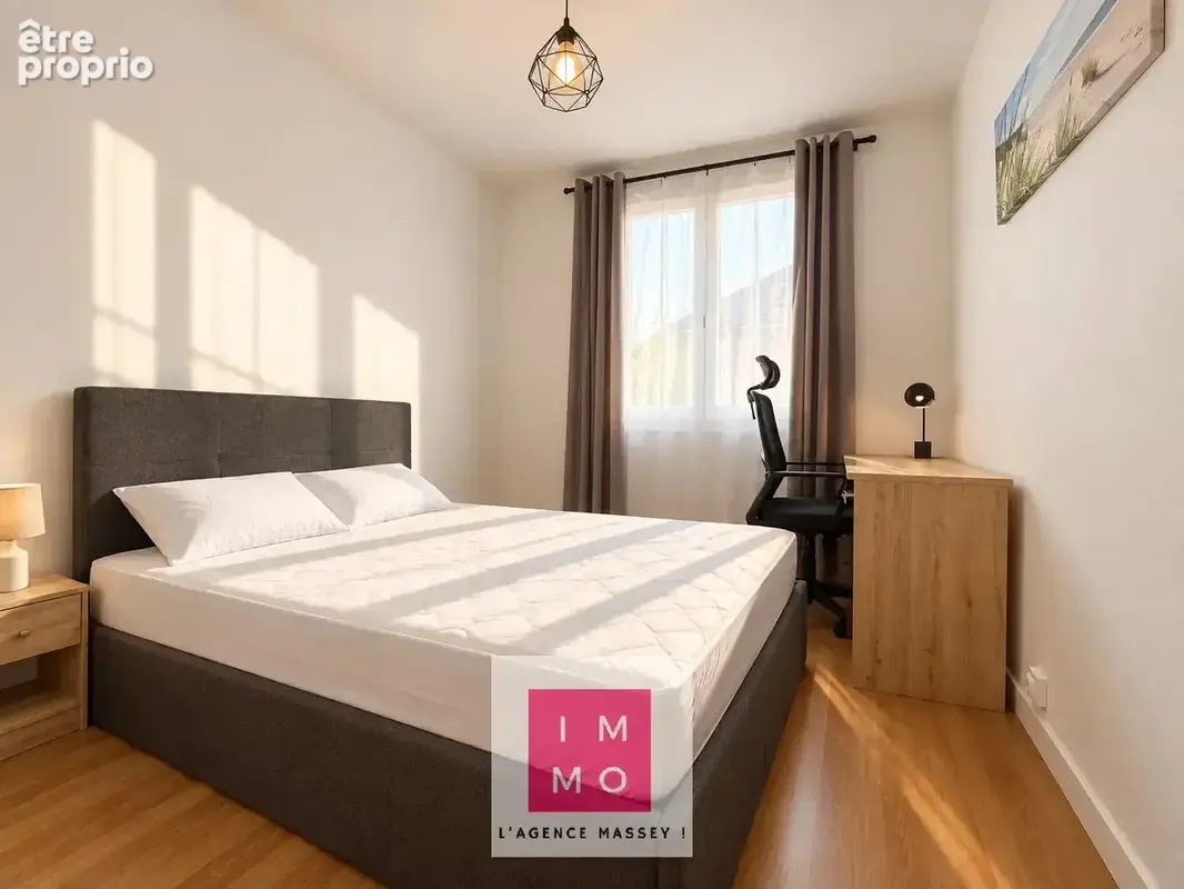 Appartement T4 rénové – 3 chambres et beaux volumes en hyper centre de Tarbes - photo 7