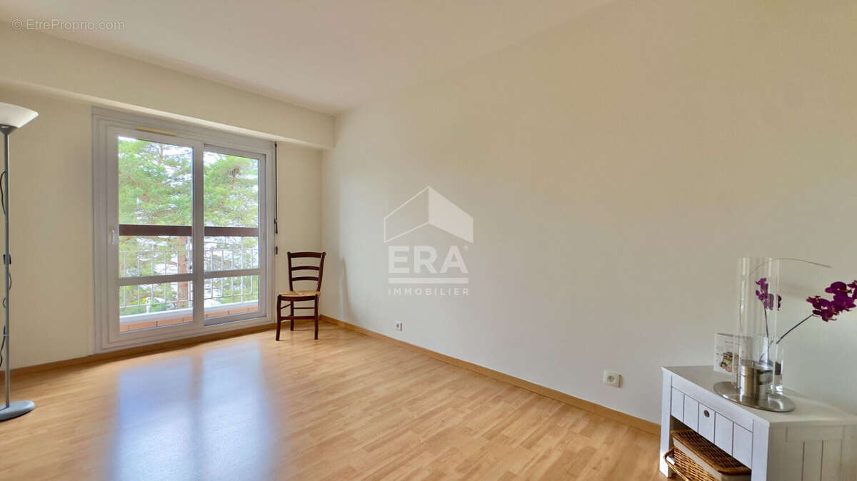 Appartement à ATHIS-MONS