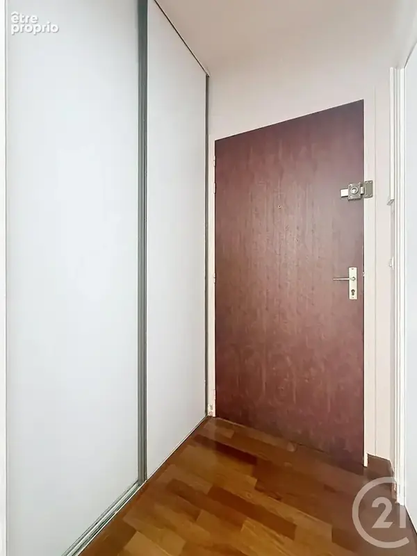 Appartement 44 m² à Reims  - photo 12