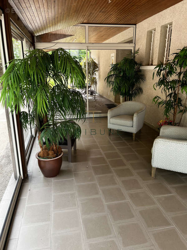 Villa avec vue sur un grand terrain - photo 15