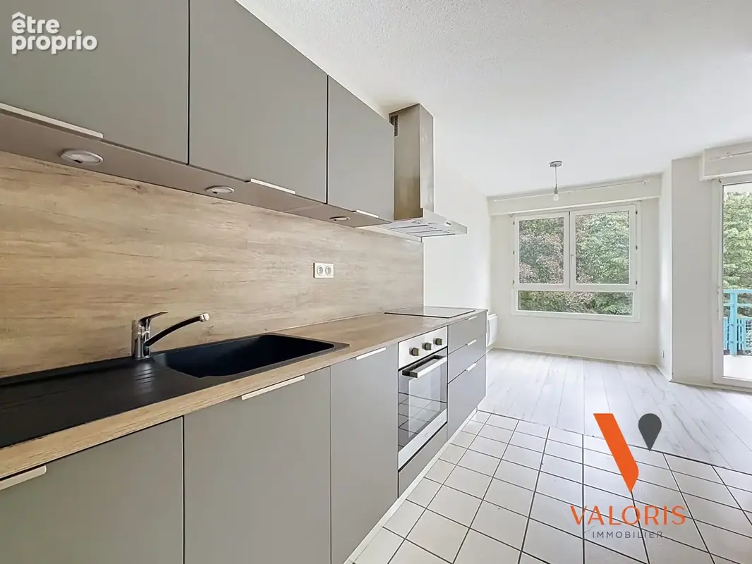Appartement 3 pièces 69 m² à vendre à Grenoble (38100) - photo 2