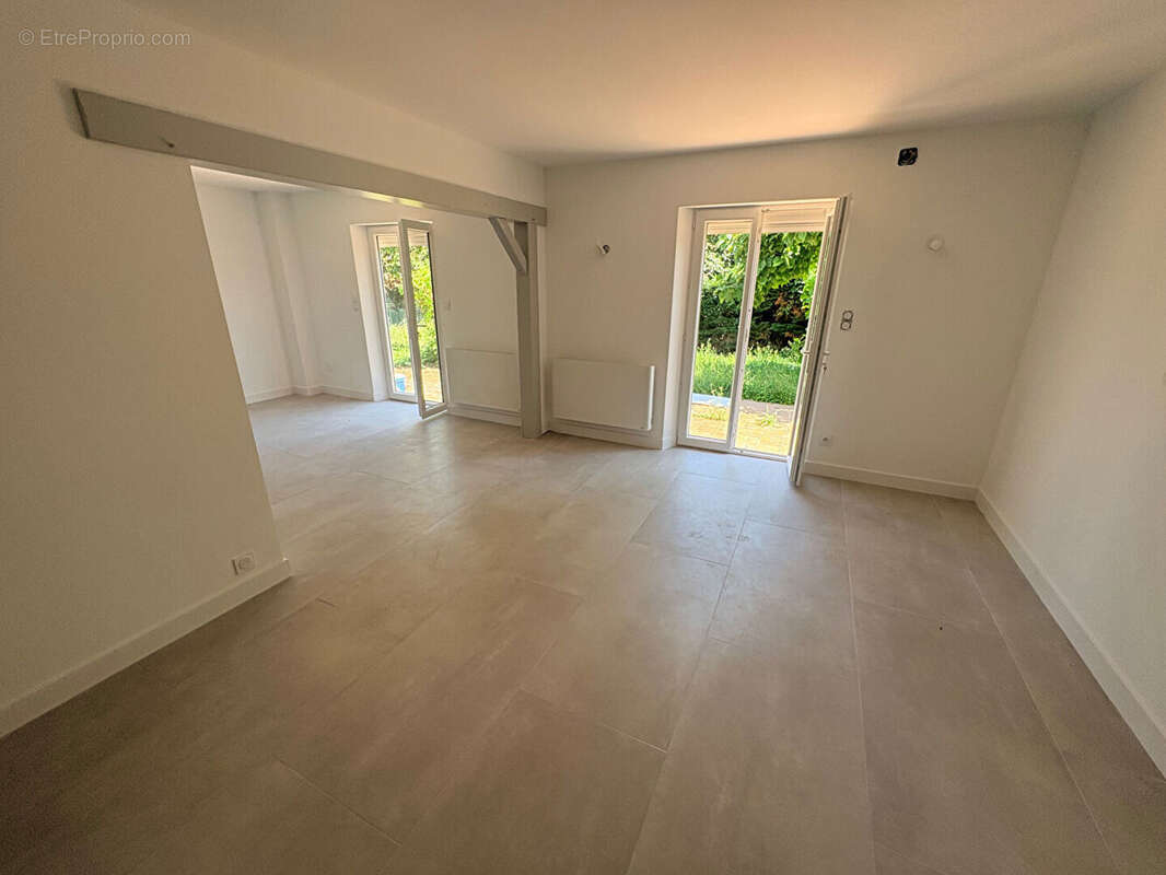 Maison Lesdins 5 pièce(s) 111 m2 - photo 4