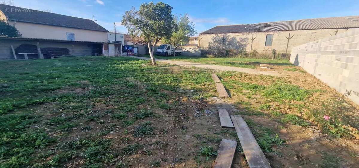 Terrain à SAINT-NAZAIRE-D'AUDE