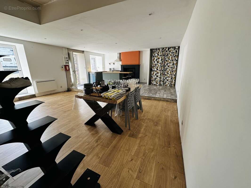 Maison à SAINT-THURIAL