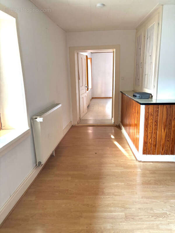 Maison à CHAPELLE-D&#039;HUIN