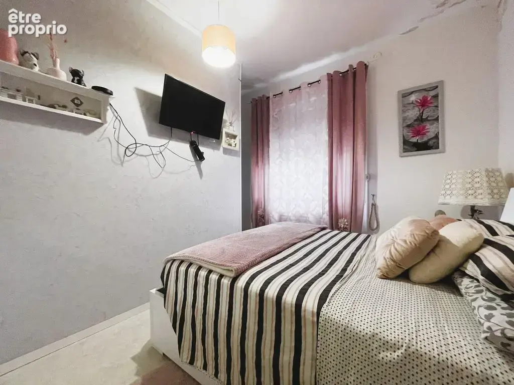 Villa sur sous-sol + garages sur terrain clos - photo 10