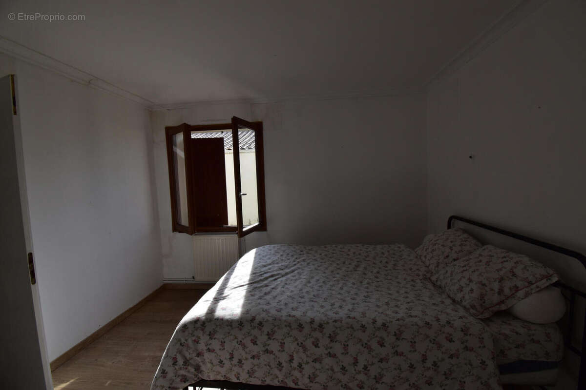 DSC_0010 - Maison à SAINT-SATURNIN