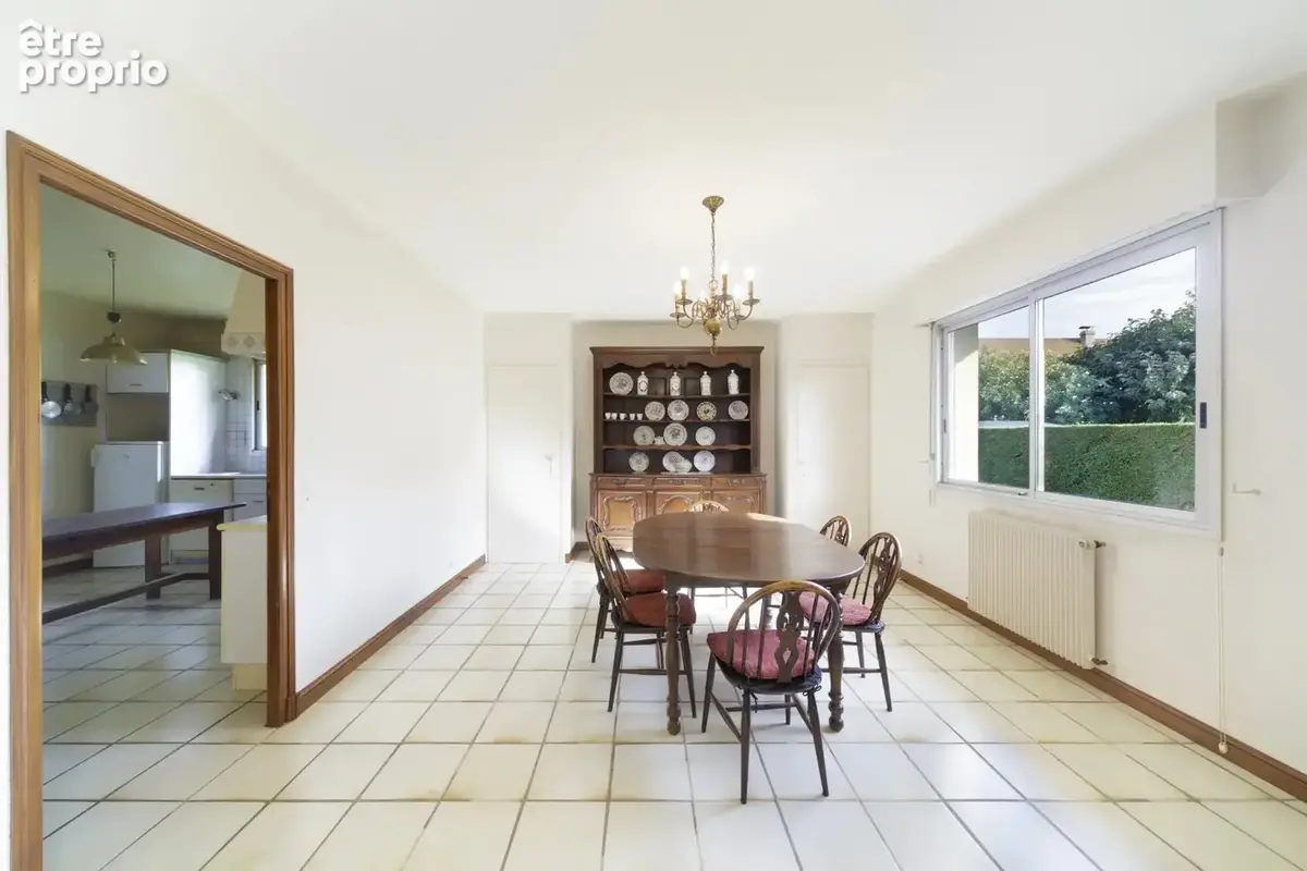 Maison 5 pièces 172 m² à vendre à Lescar (64230) - photo 8