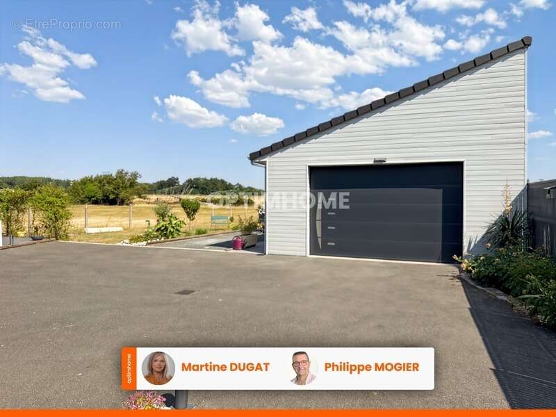MAGNET (03) – Maison familiale de 185,65 m² habitables – Entièrement rénovée – 4 chambres – 2 grands garages - photo 19