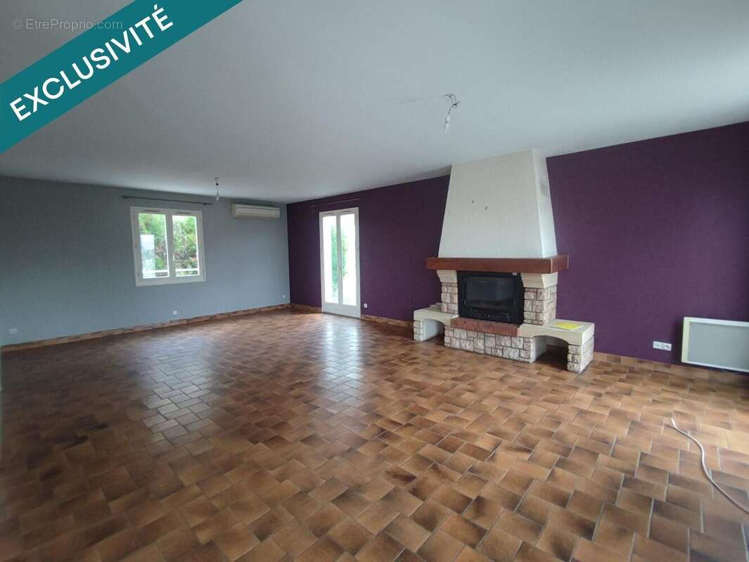 Photo 2 - Maison à VARENNES-VAUZELLES