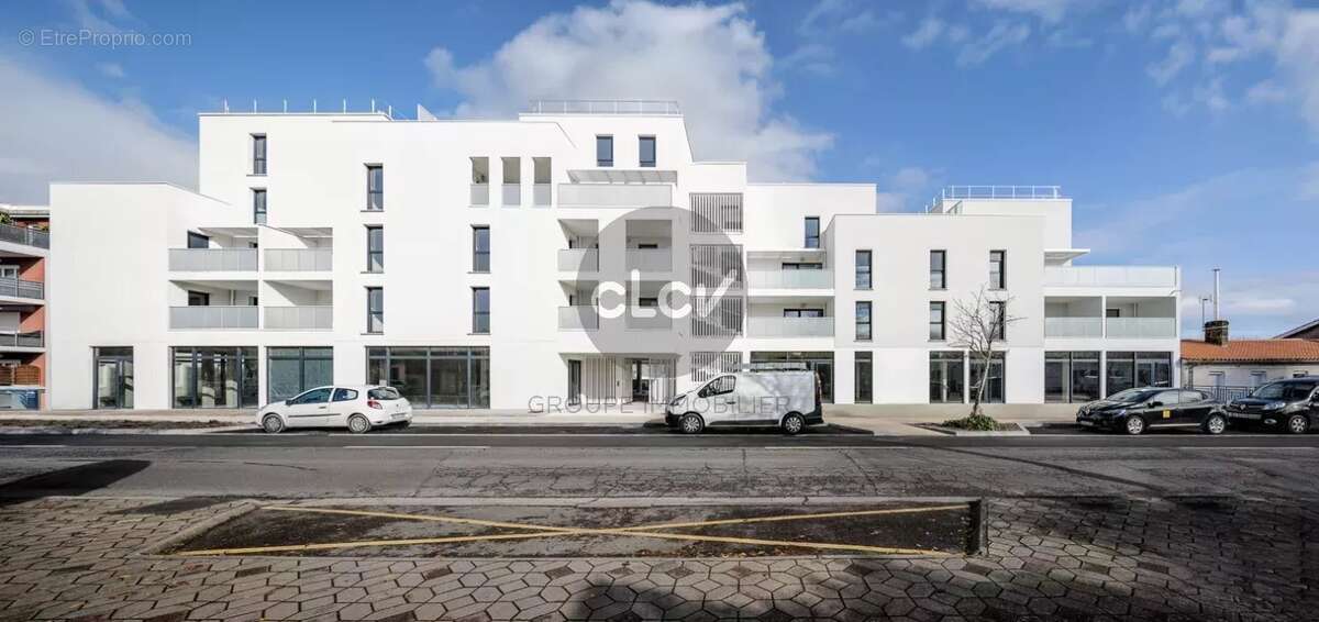 Commerce à SAINT-MEDARD-EN-JALLES