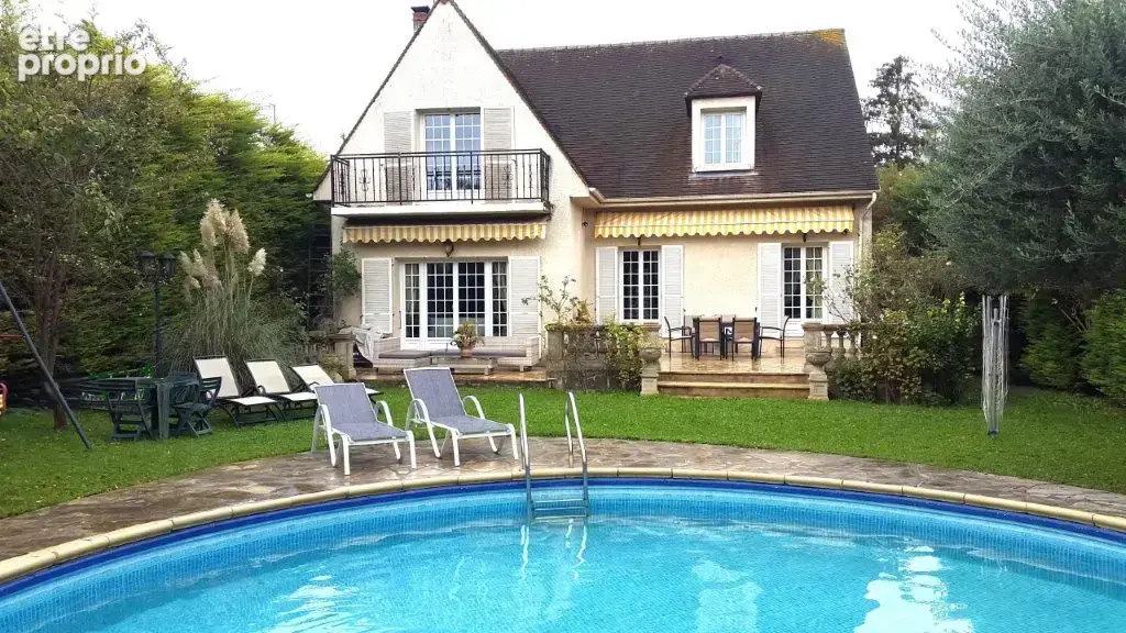 SARCELLES VILLAGE - Maison de plus de 180m2 - photo 14