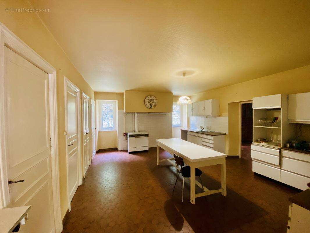 Maison à LES MARTYS