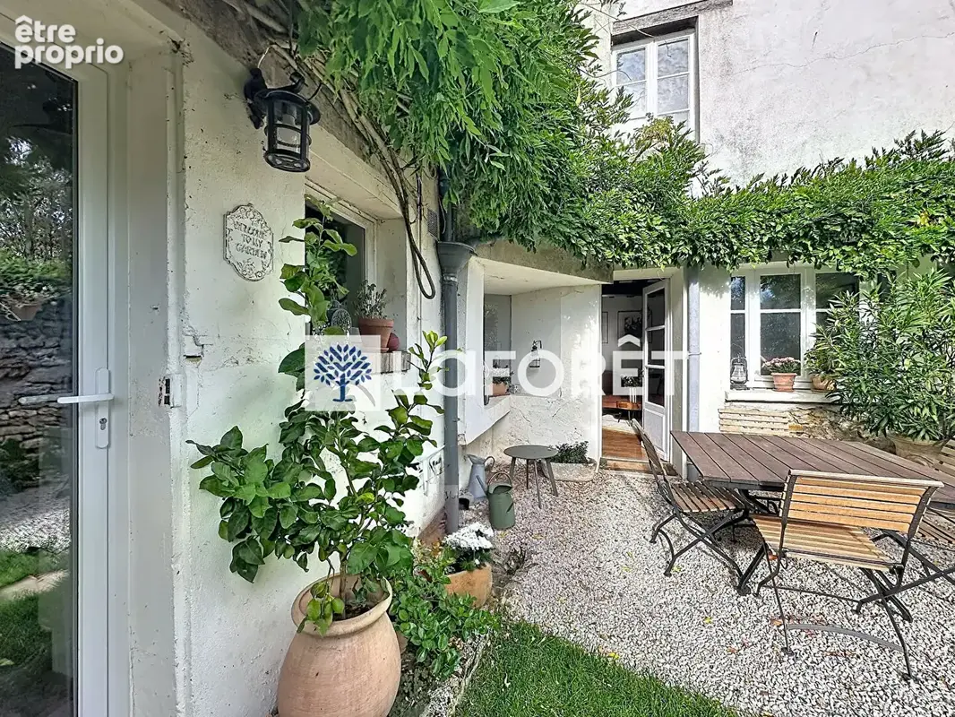 RARE À SAINT-NOM-LA-BRETÈCHE - Charme de l'ancien et confort du contemporain - photo 20
