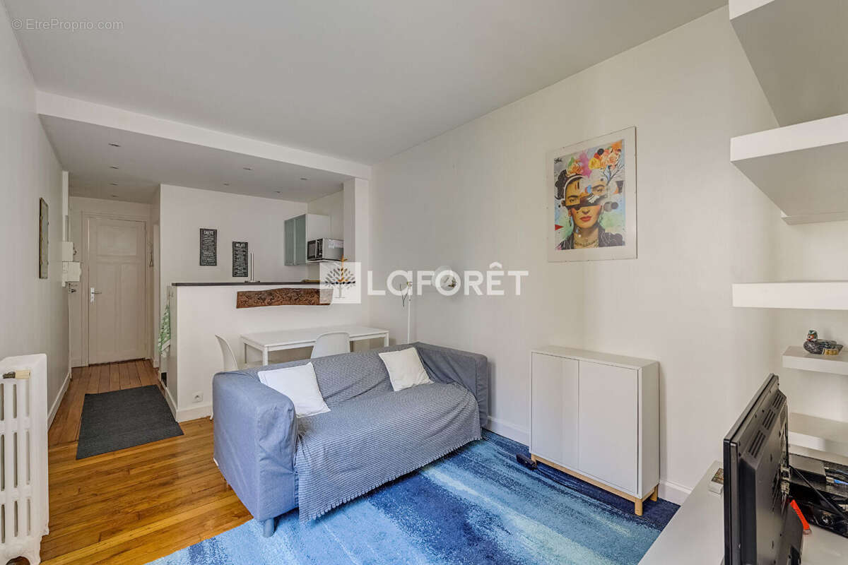 Appartement à PARIS-15E